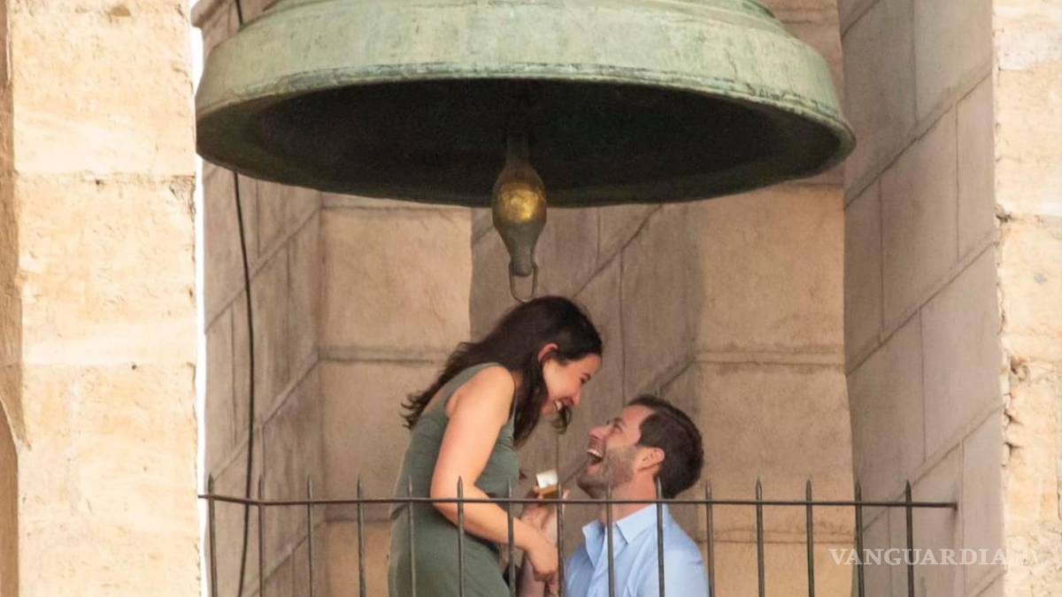 ‘¡Listos para pasar el resto de nuestras vidas juntos!’: propuesta de matrimonio en campanario de la Catedral de Saltillo