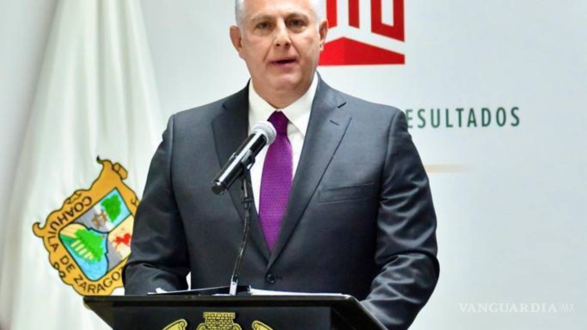 Román Alberto Cepeda entrega primer informe de resultados al Cabildo de Torreón