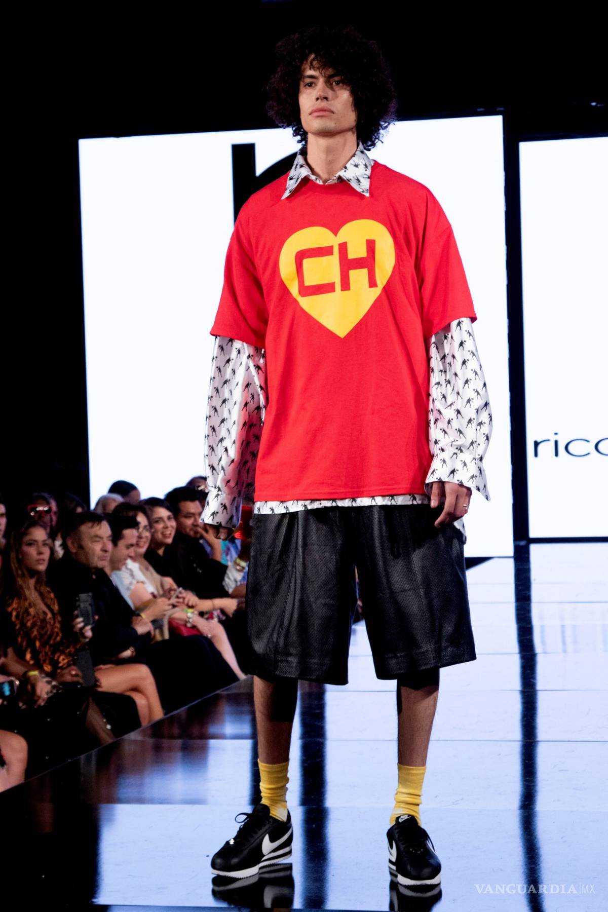 $!Ricardo Seco lleva al "Chapulín Colorado" a la Semana de la Moda de Nueva York