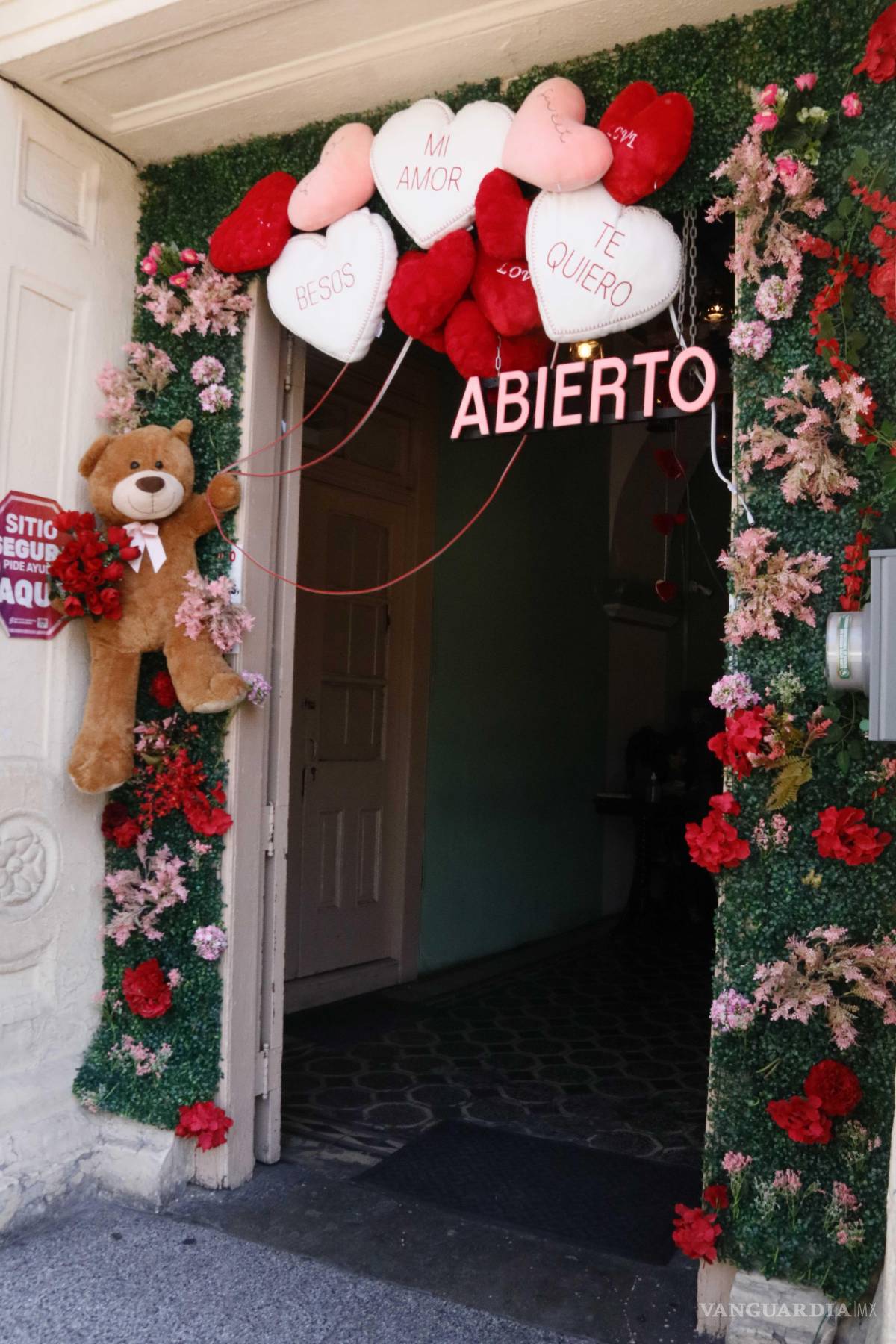 $!Varios restaurantes aún cuentan con disponibilidad limitada.