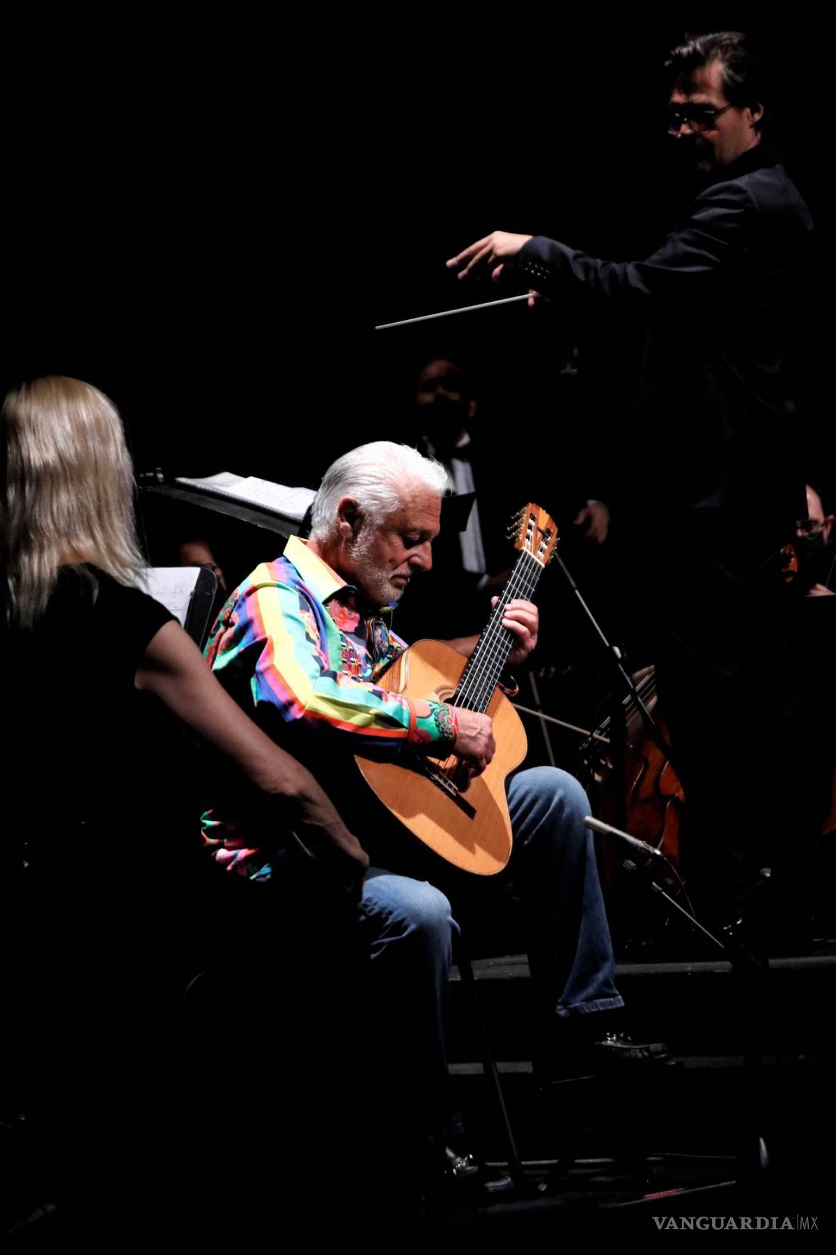 $!Contra todo, Ángel Romero hace justicia al Concierto de Aranjuez, en el Festival Internacional de Guitarra