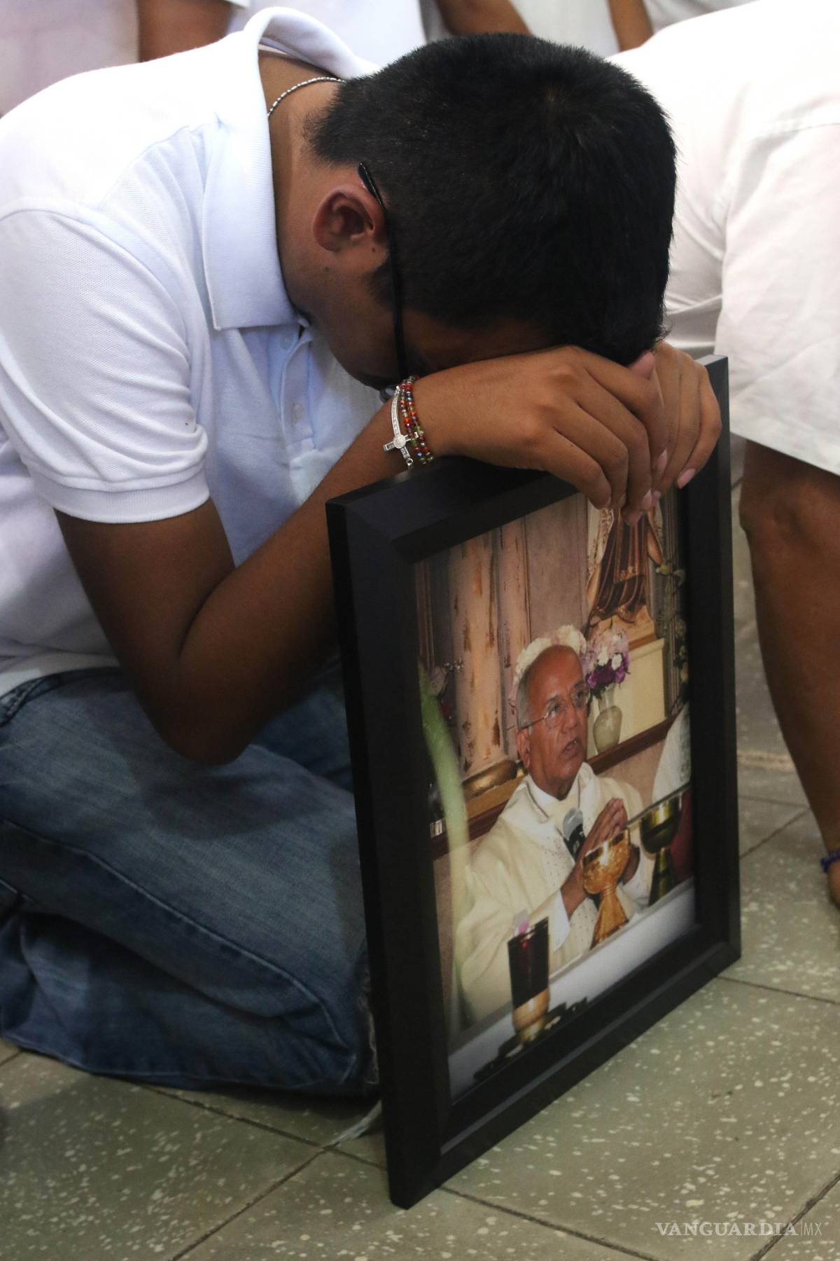 $!Despiden con mariachi al sacerdote exorcista de la Diócesis de Saltillo