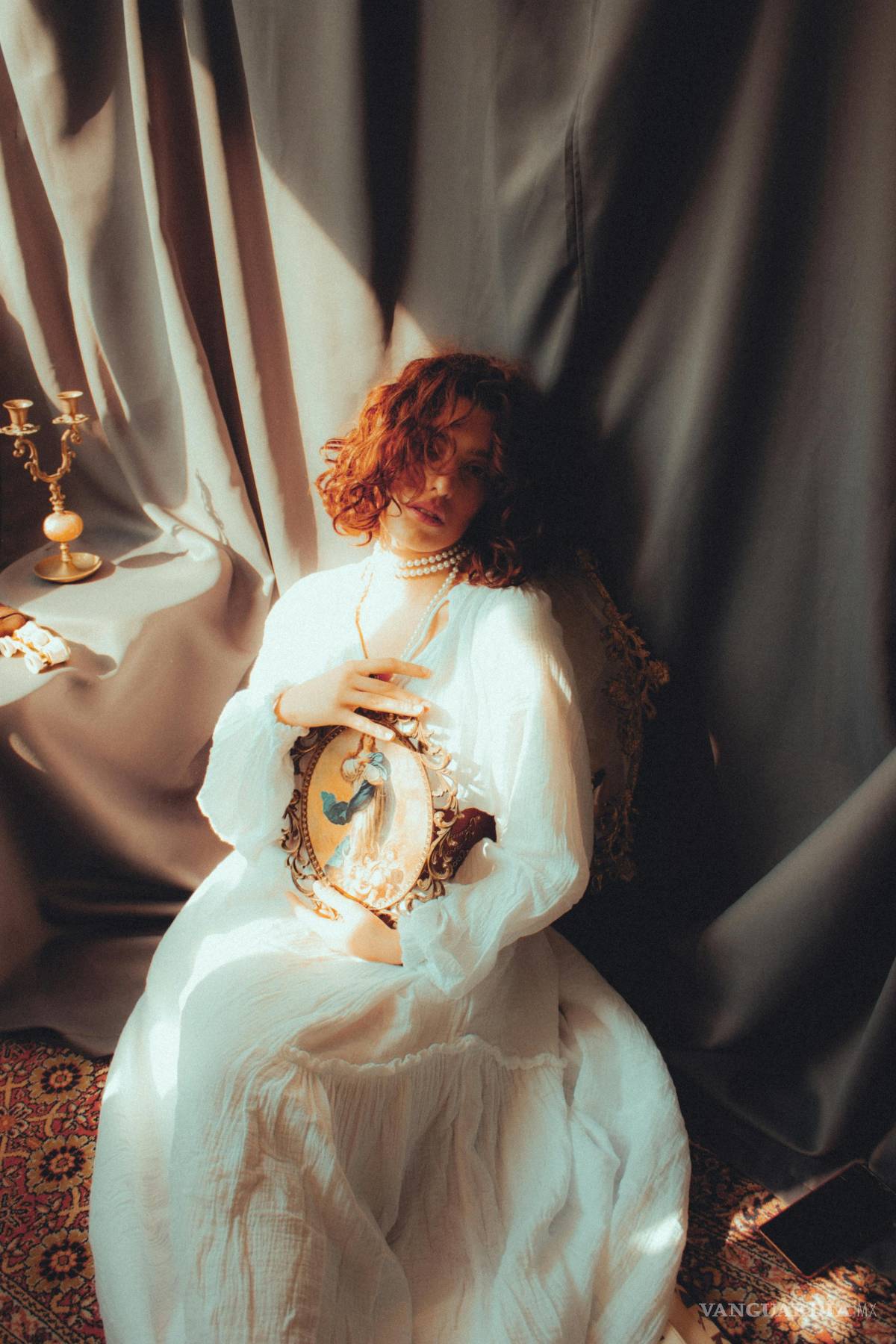 $!Las figuras y estampas católicas sirven de inspiración en los muros de Pinterest, Tiktok e Instagram. Foto: Helin Gezer (Pexels)