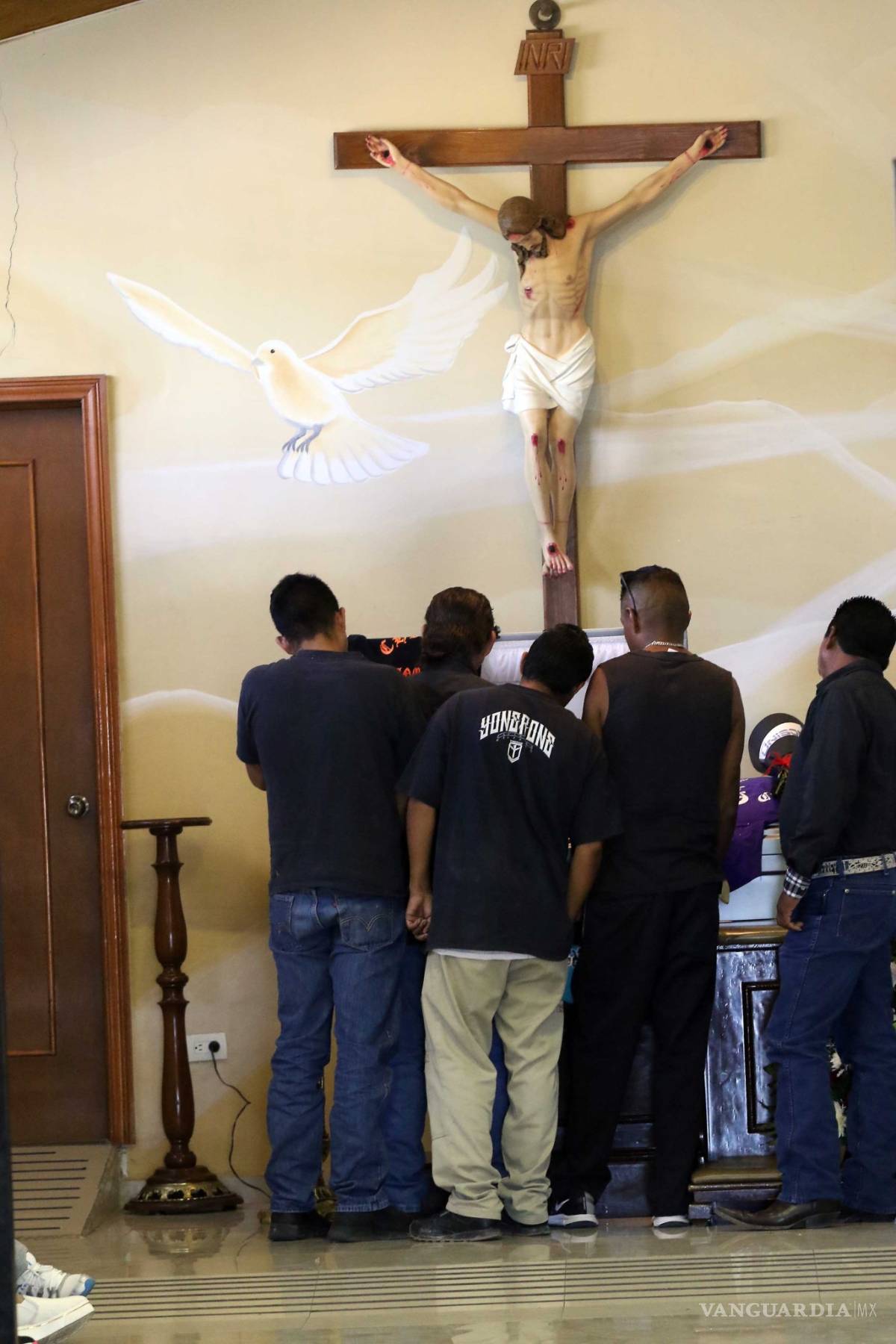 $!Despiden con baile colombiano a niño asesinado por su padre en Mirasierra