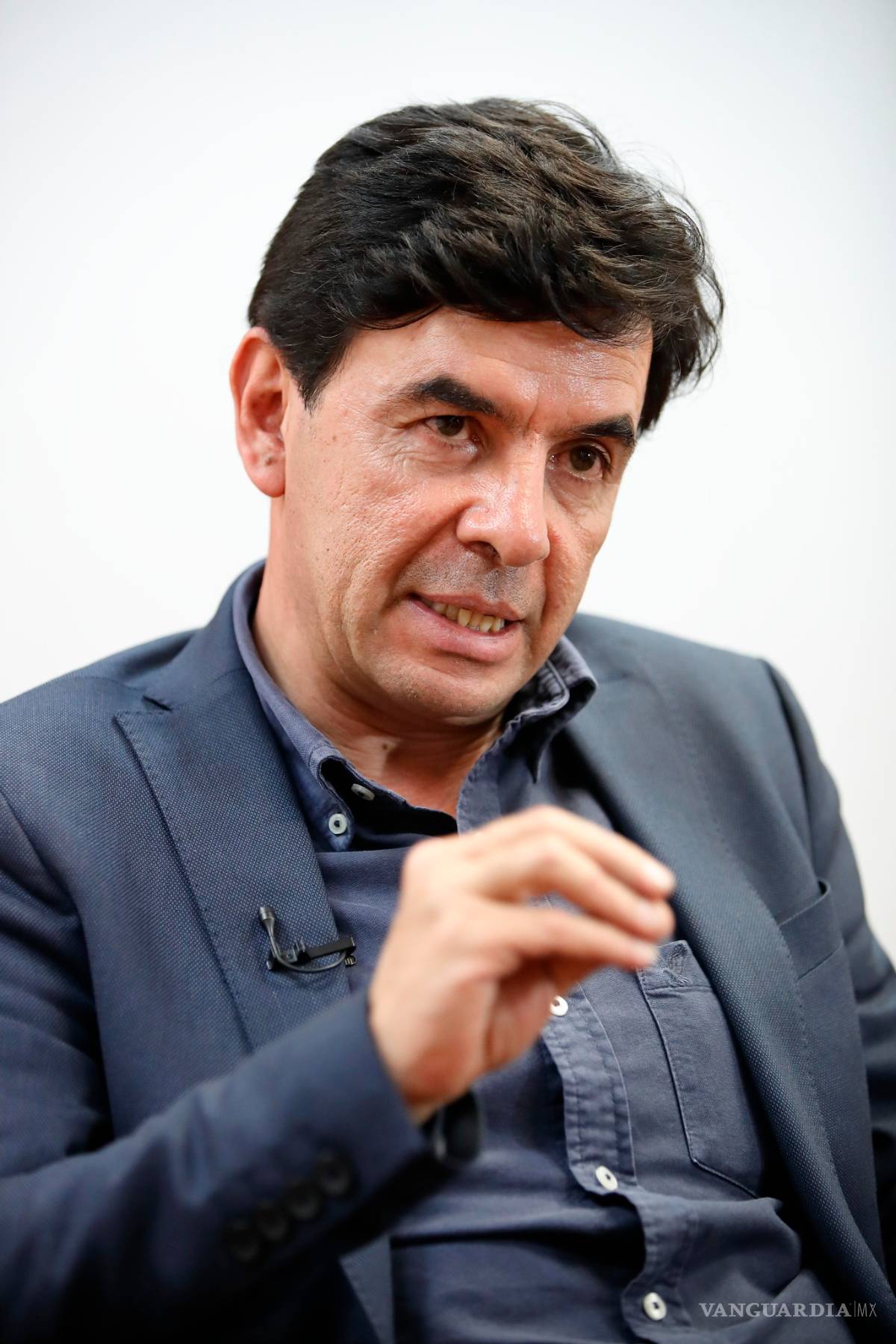 $!Descarta AMLO gobernar con "tuits" porque "banaliza la política"