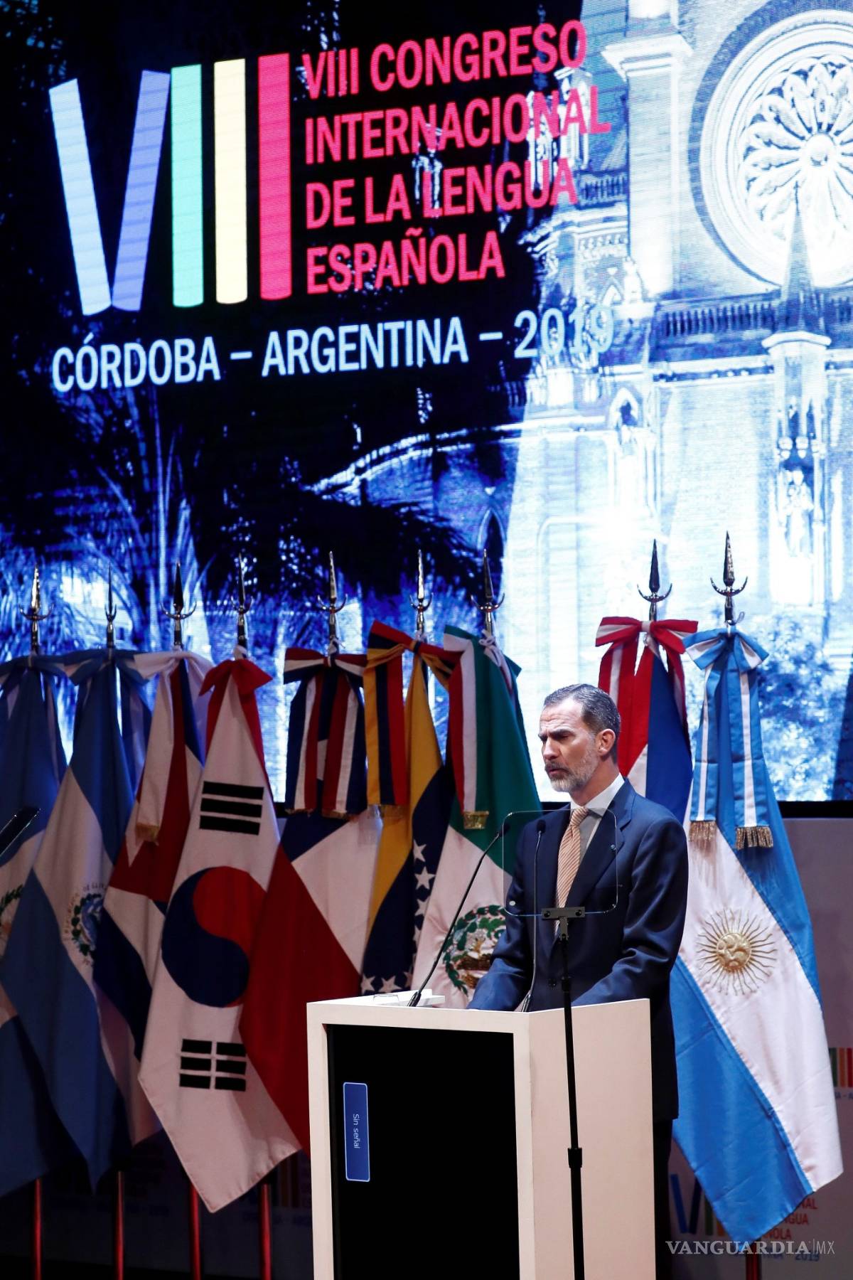 $!Sin referirse a AMLO, Felipe VI llama a la fraternidad hispanoamericana