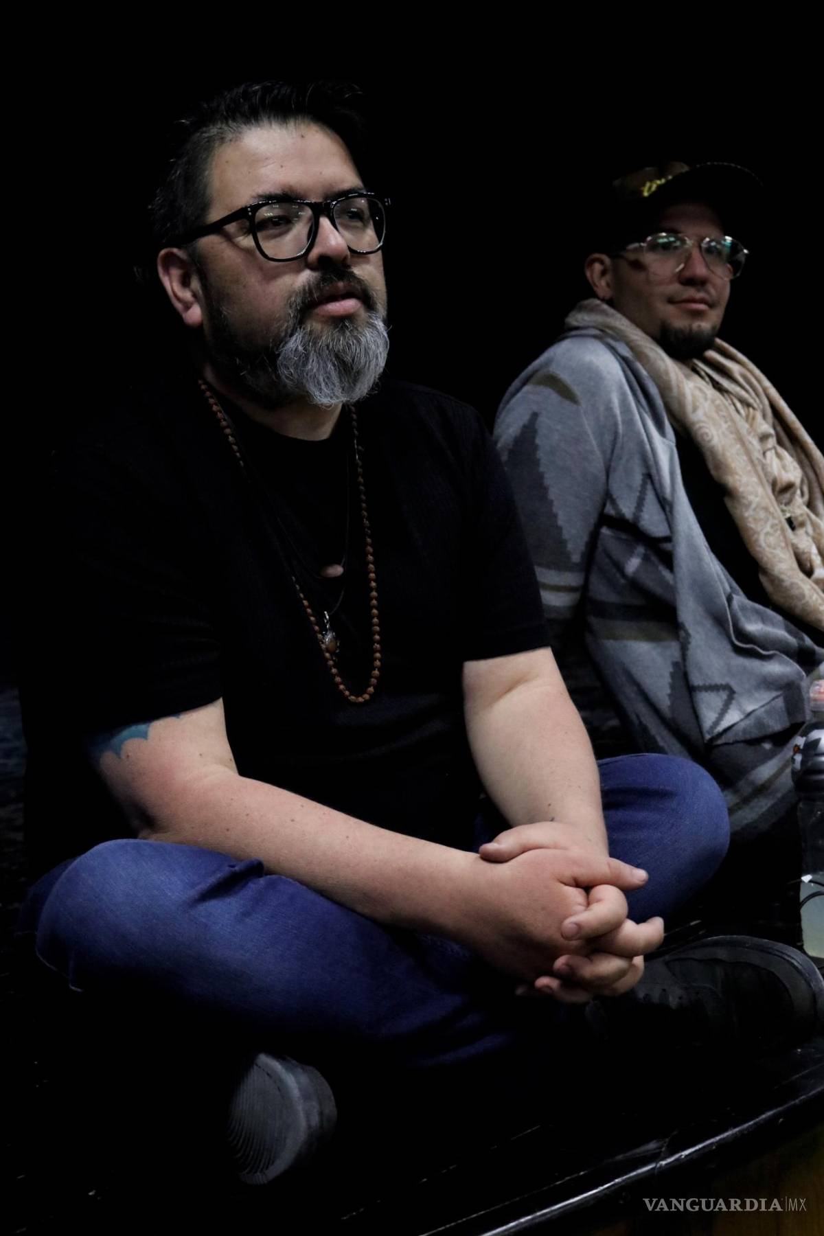 $!Efrén Estrada dirige la puesta en escena.