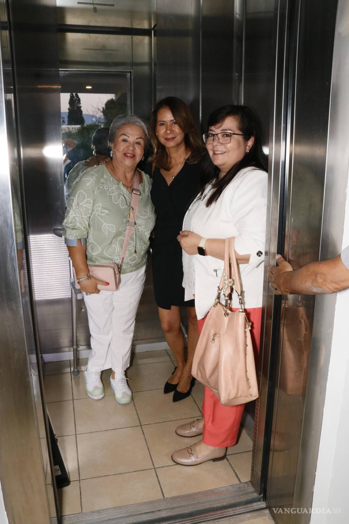 $!Entre las obras realizadas se incluyeron la rehabilitación de la duela, sustitución de alfombras, instalación de persianas, modernización eléctrica y renovación total de los sanitarios, además de la instalación de un elevador para mejorar la accesibilidad.