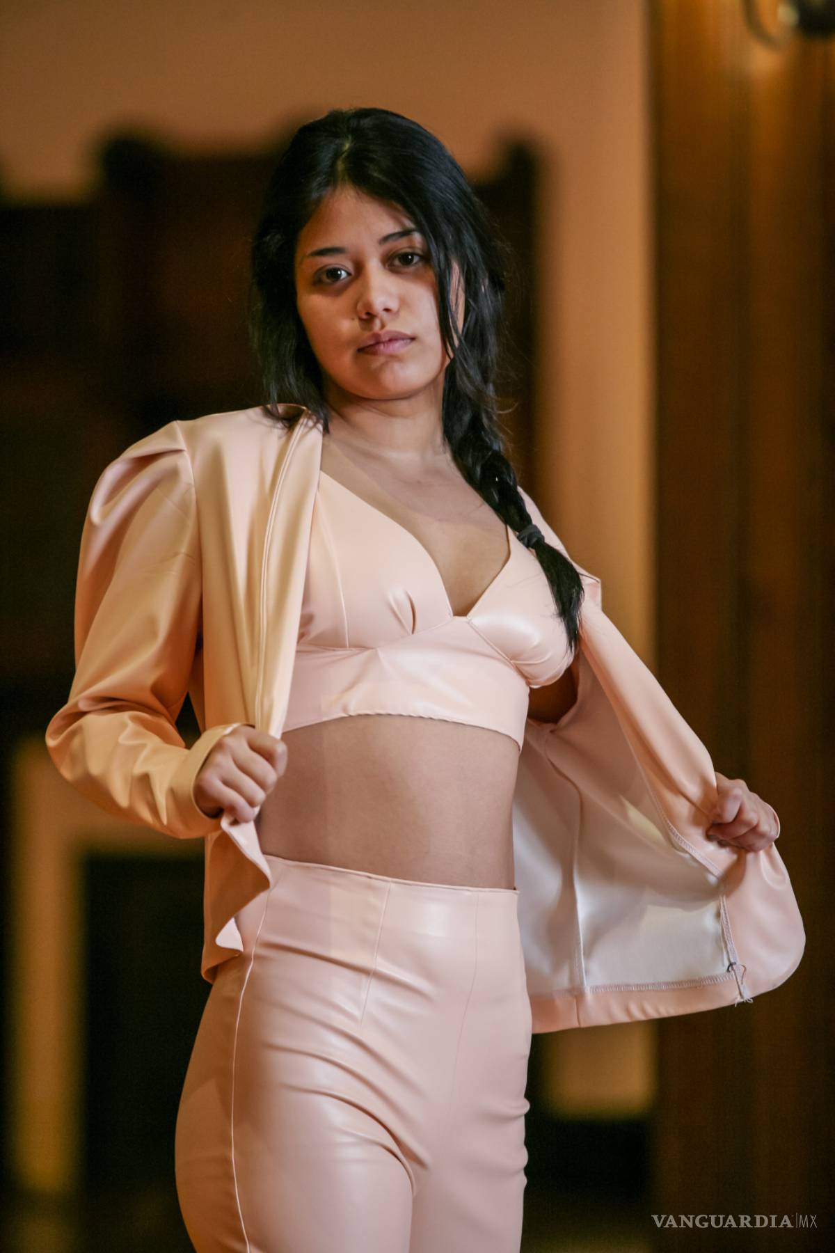 $!Adriana Villalpando: prendas de una saltillense, para los saltillenses