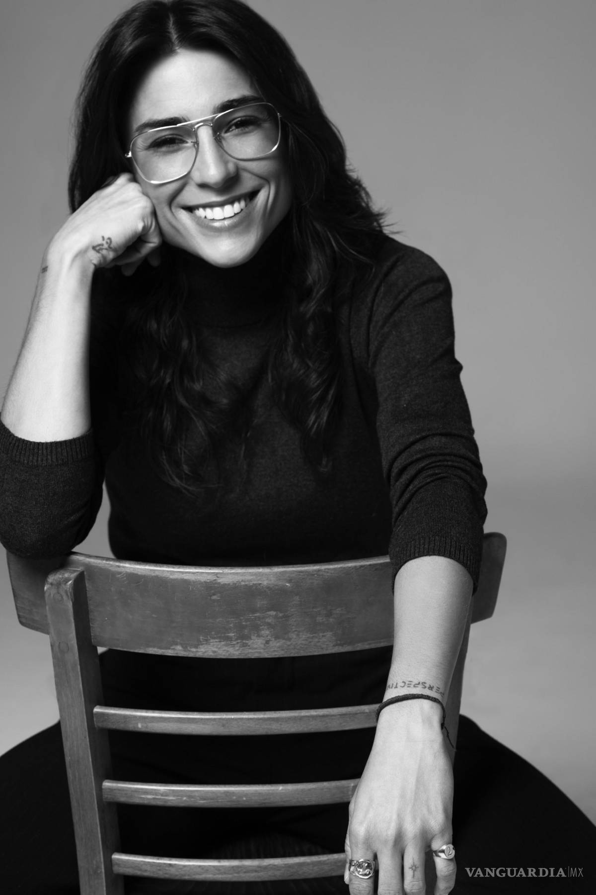 $!Tati Ballesteros, escritora y conferencista española, plantea en su obra la urgencia de conectar con los pequeños detalles y la empatía cotidiana.