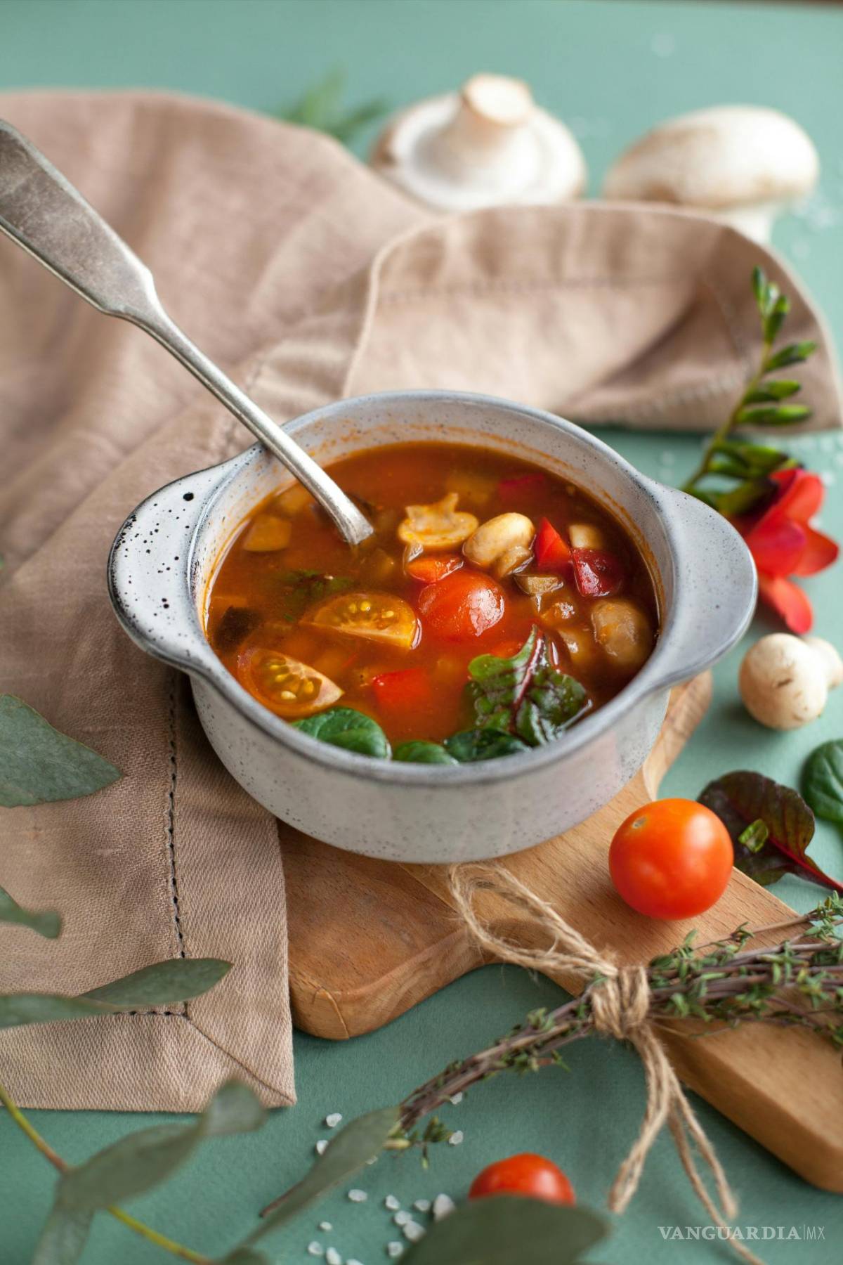 $!Minestrone es una especialidad de la cocina italiana similar a una sopa elaborada con verduras de la época del año