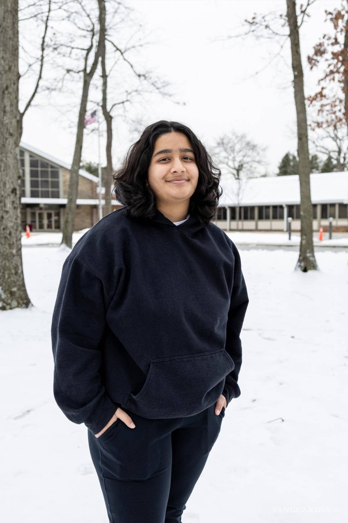 $!Misbah Iqbal, presidenta del club Bring Change 2 Mind del bachillerato Syosset de Long Island, en Syosset, Nueva York. Foto: The New York Times