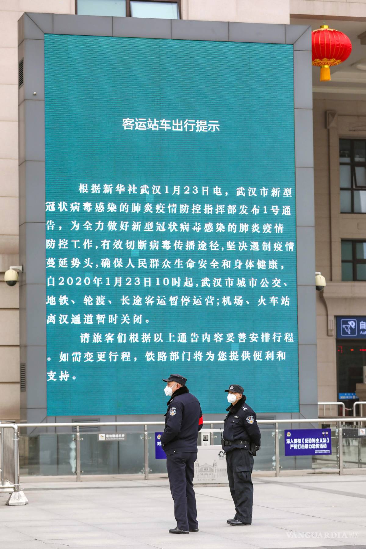 $!Por coronavirus cercan la ciudad de china de Wuhan, así luce mira estas imágenes