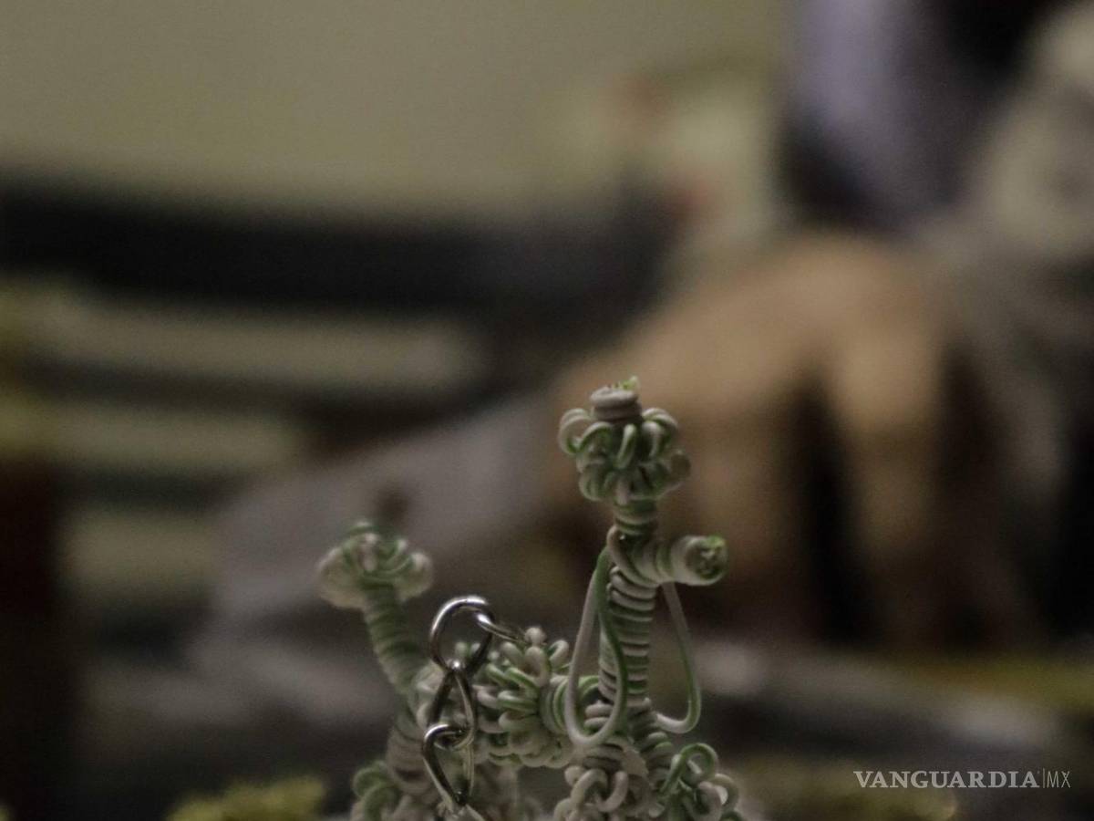 $!Don Beto ha encontrado una nueva pasión y fuente de ingresos: la creación de artesanías a partir de materiales reciclables.