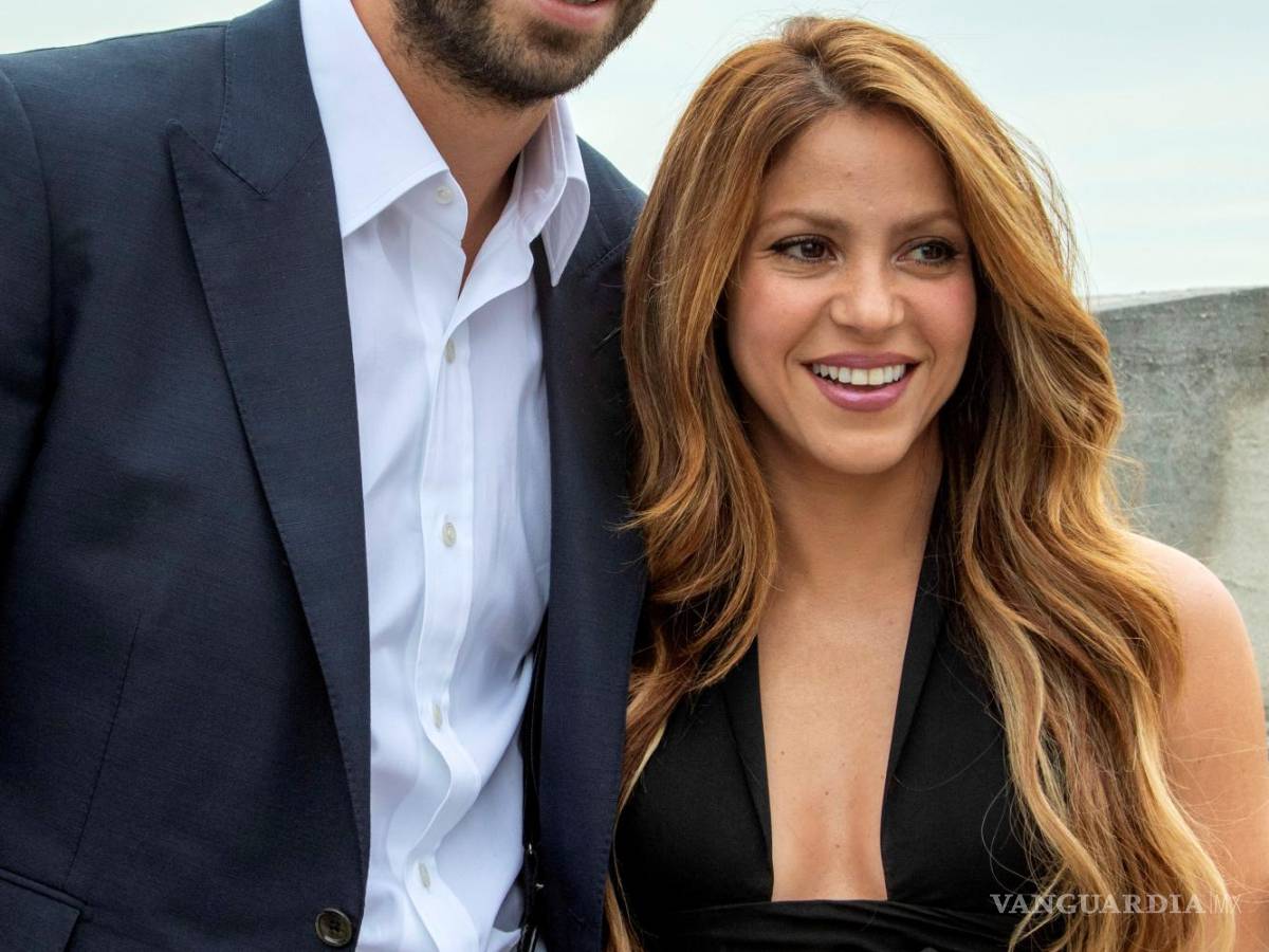 $!Imagen de septiembre de 2019, del futbolista Gerard Piqué y su entonces pareja, la cantante Shakira.