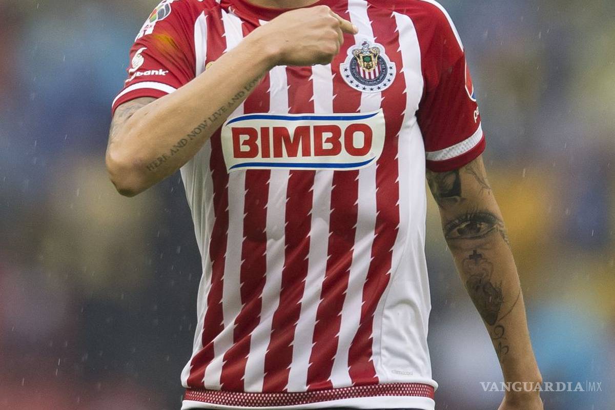 En plena Copa del Mundo, mediocampista mexicano ficha con club en Europa