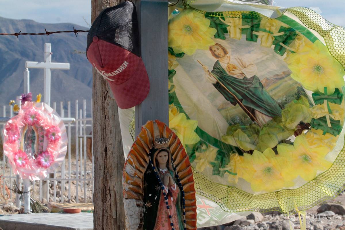 $!La extraña historia de un pueblo donde la gente se quiere morir