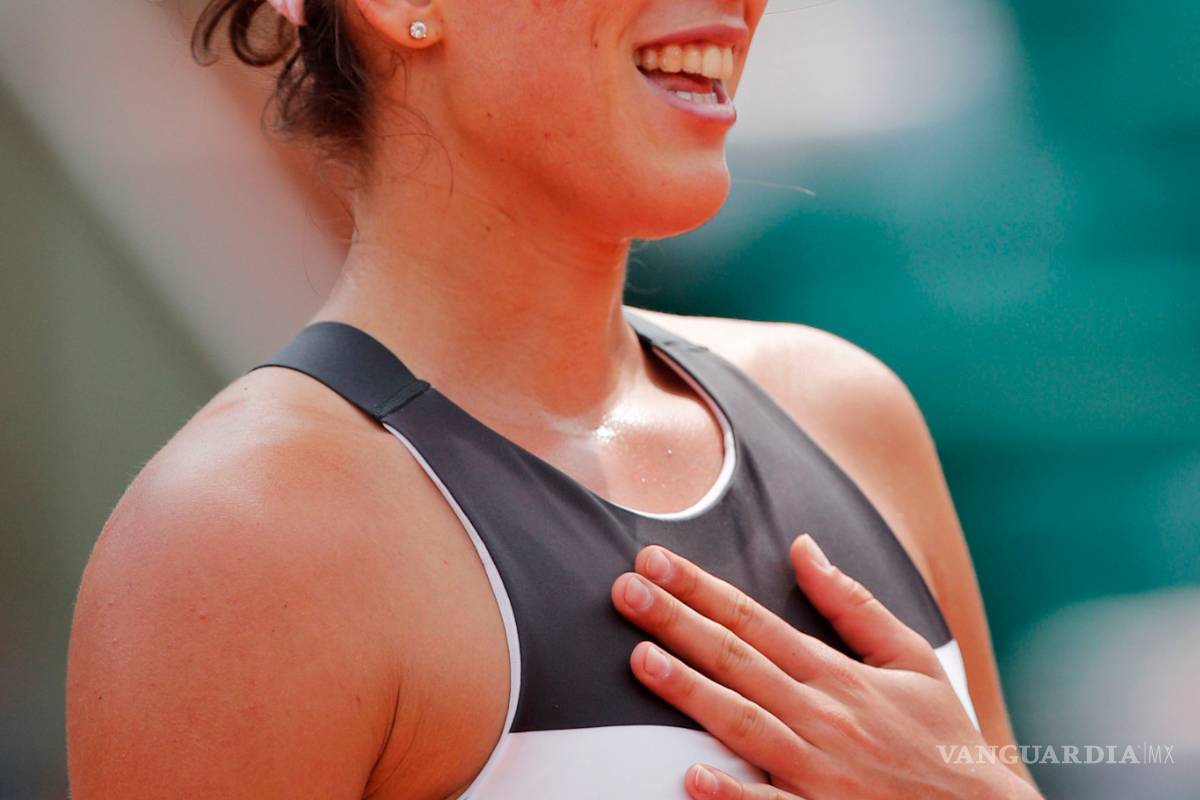 Empiezan con éxito su defensa en Roland Garros Muguruza y Djokovic