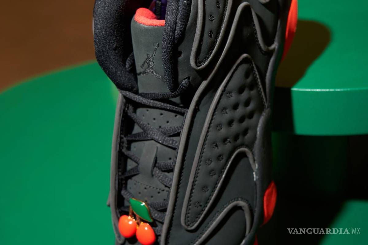 $!Tenis Nike diseñado por Melody Ehsani.