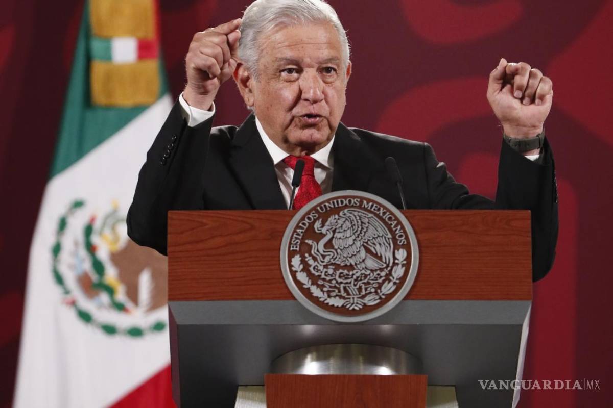 ‘Si tienen dinero para un globo, tiene dinero para más’; AMLO va contra ‘conservadores inflitrados’ en el feminismo