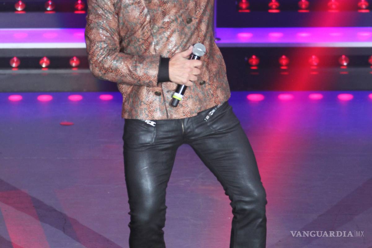 Diego Verdaguer celebra 50 años de carrera artística con grandes clásicos