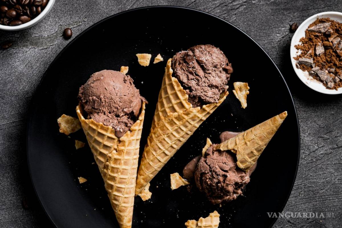 $!Imagen ilustrativa de helado de chocolate intenso.