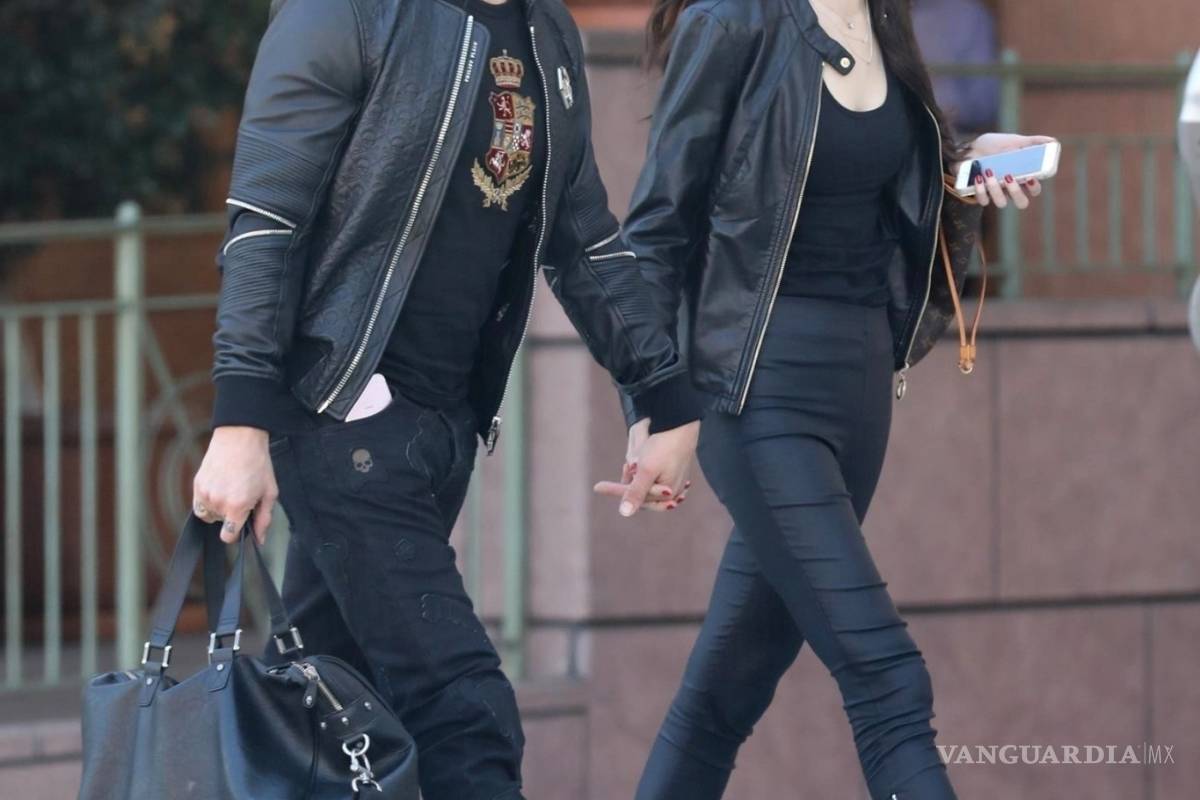 Criss Angel ya olvidó a Belinda; pasea de la mano de otra mujer