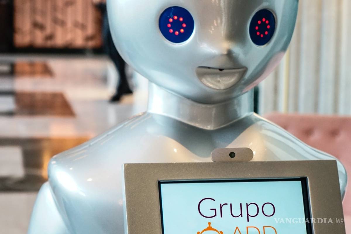 $!Robots, héroes anónimos en los hospitales contra la batalla contra el COVID-19