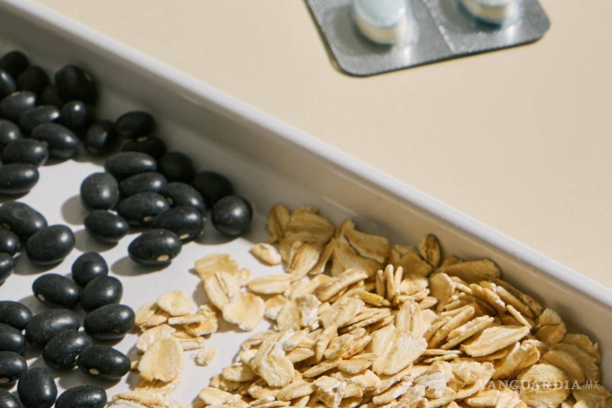 ¿Puedo reducir el colesterol sin tomar estatinas?