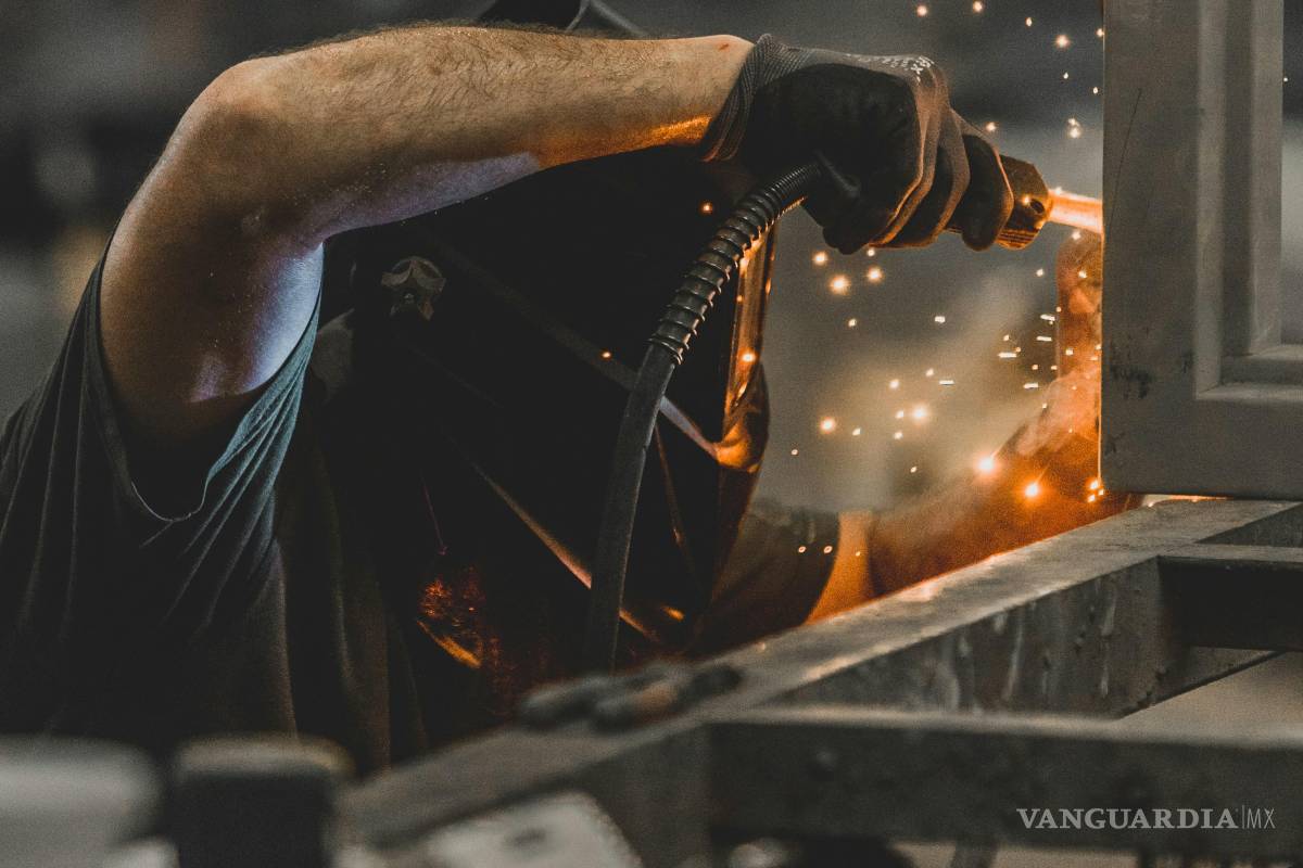 Coahuila: Prevén recorte masivo de empleados en la industria automotriz