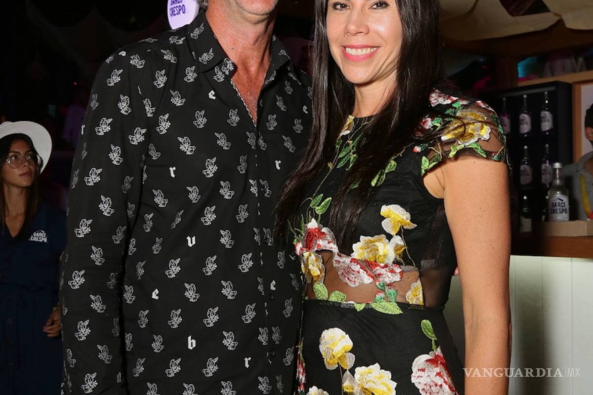 $!Este es el hombre con el que Paola Rojas olvida a Zague