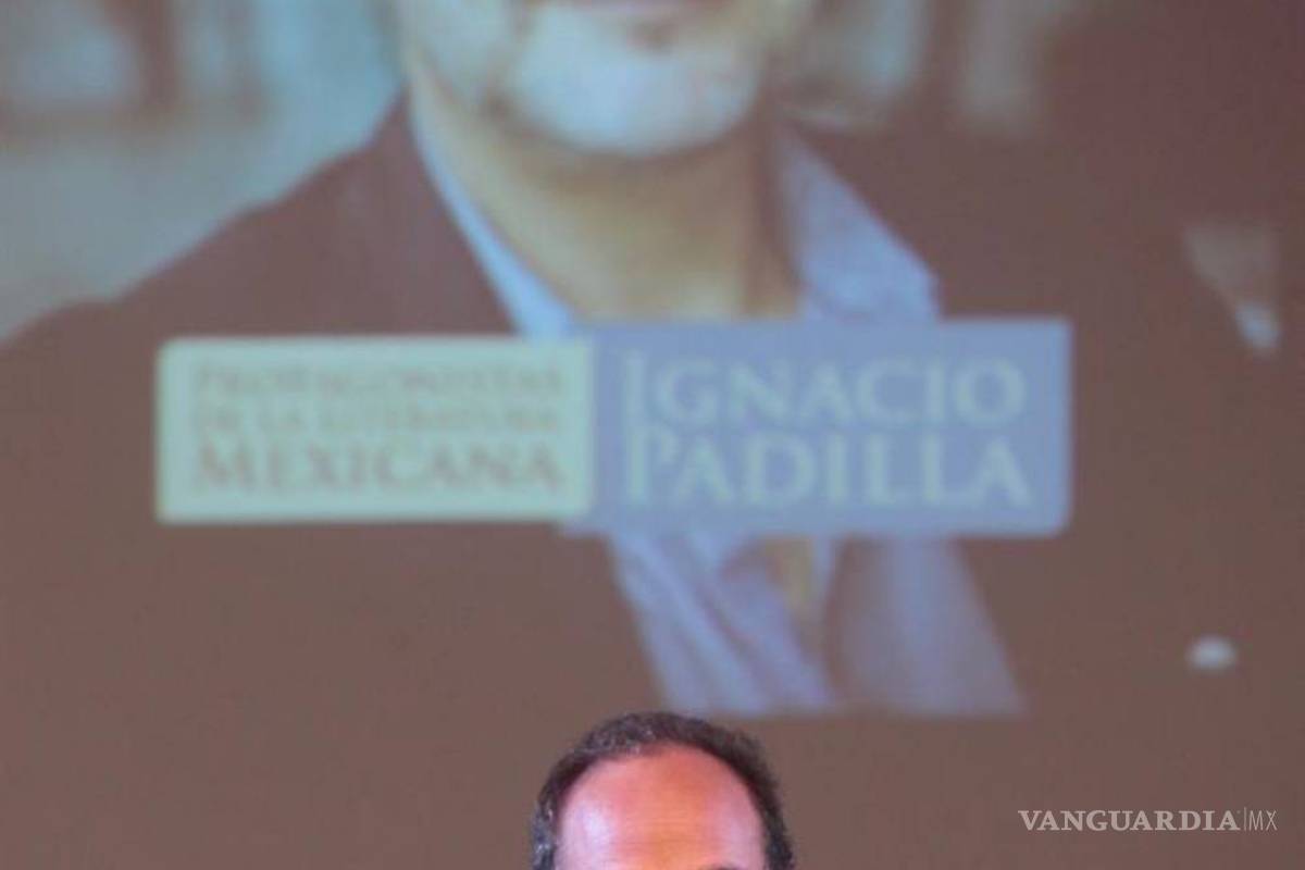 Secretaría de Cultura editará narrativa breve de Ignacio Padilla