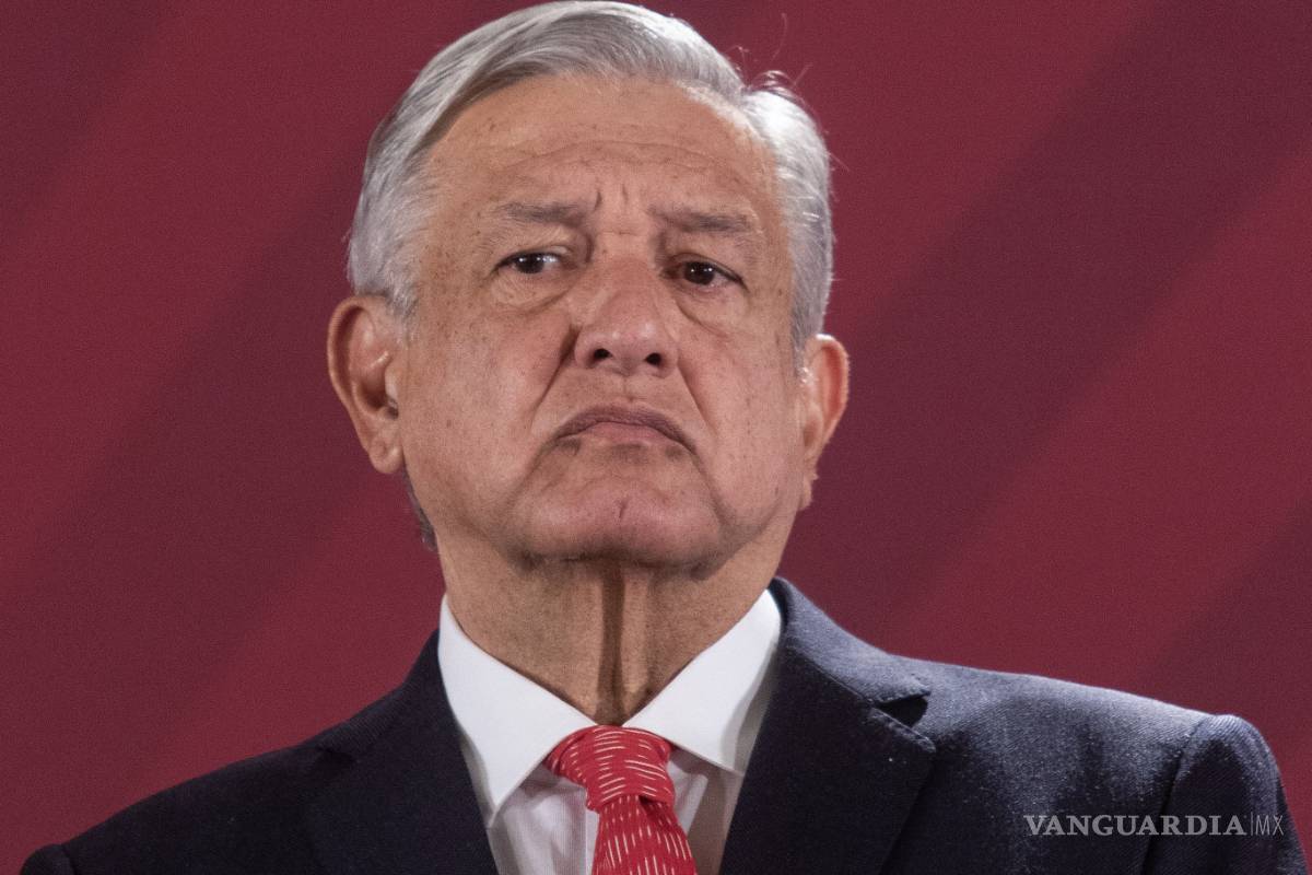 Amaga AMLO con nueva reforma a ley de salarios