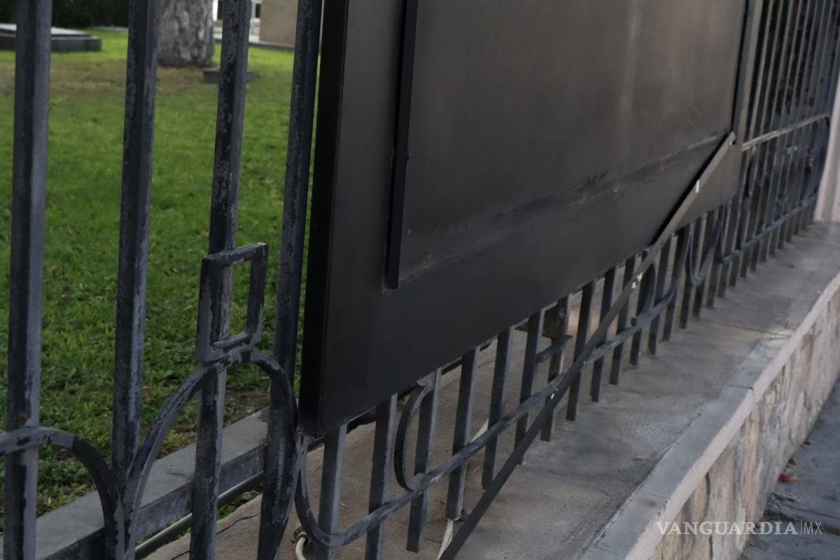 $!En abandono la galería urbana de las rejas del Ateneo Fuente en Saltillo