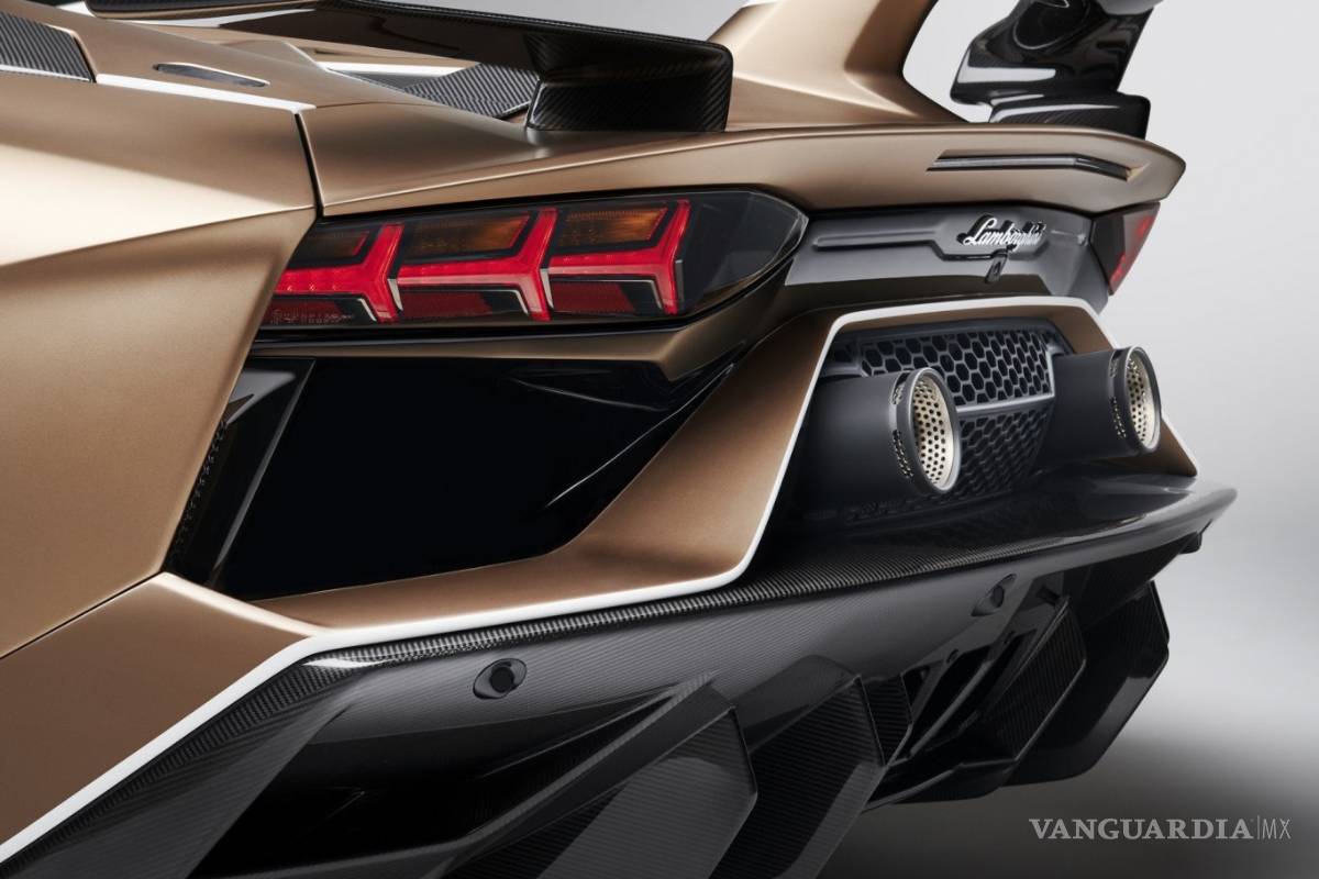 $!Lamborghini Aventador SVJ Roadster, 0 a 100 km/h en 2.9 segundos