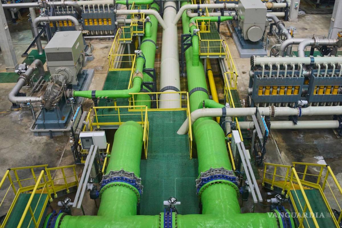 $!Vista de la estación de ósmosis de la desalinizadora del Prat de Llobregat (Barcelona), el pasado abril.