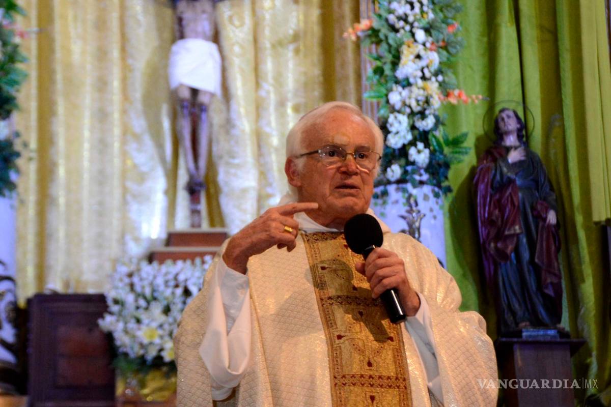 Afirma obispo de Saltillo que hay quienes quieren ver fracasar al Gobierno Federal