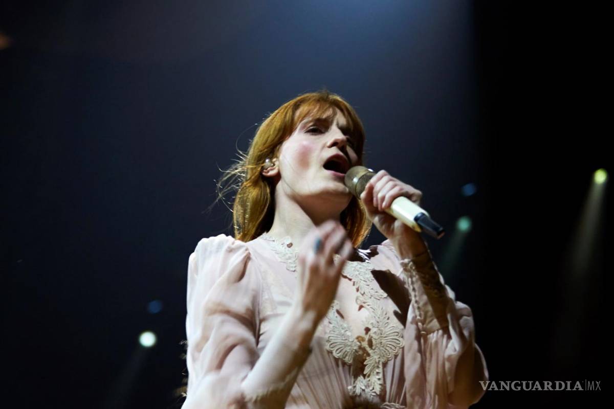$!Florence and the Machine, liderada por la cantante Florence Welch, en una de sus últimas actuaciones, en marzo de 2019 en Barcelona.