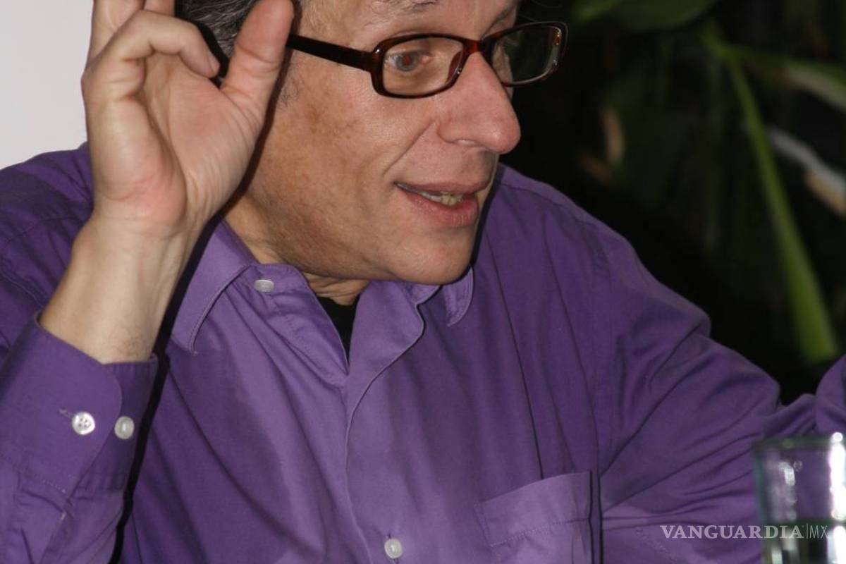 Vigente Sandro Cohen con su “Redacción sin dolor”