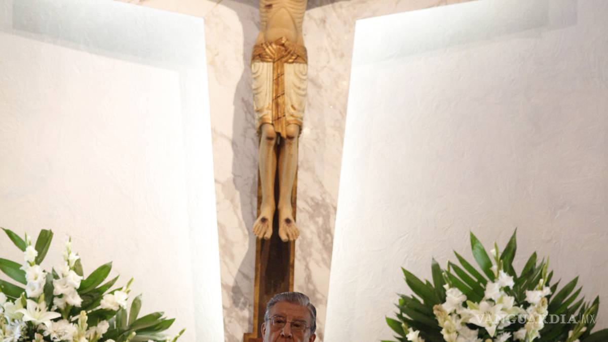 Sacerdote saltillense cumple 65 años de servir a Dios