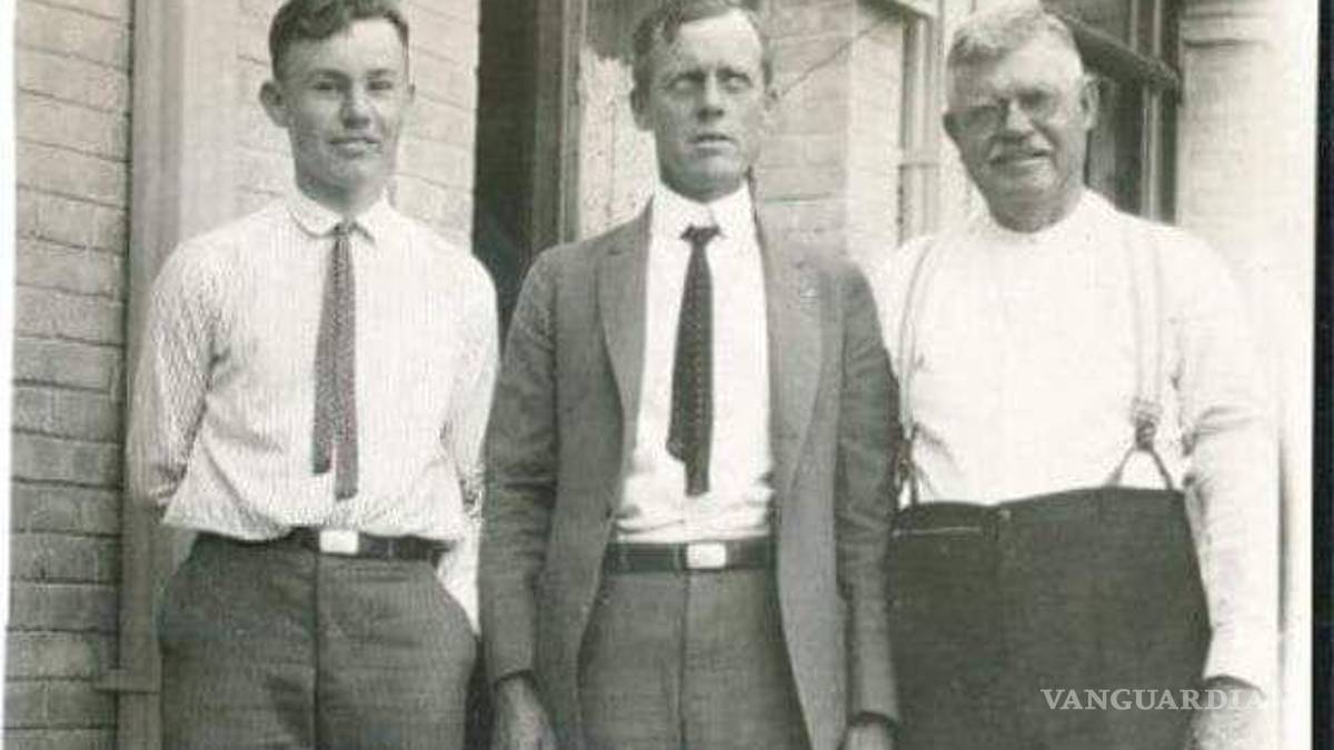 El sol y el agua nacen para todos, recuento de fábricas textiles