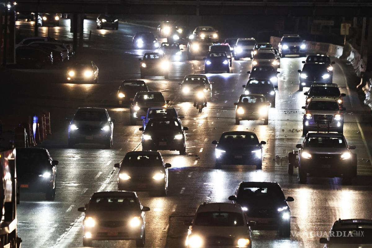 $!La Dirección de Policía Preventiva y Tránsito mantiene presencia en puntos estratégicos de la ciudad para evitar congestionamientos.