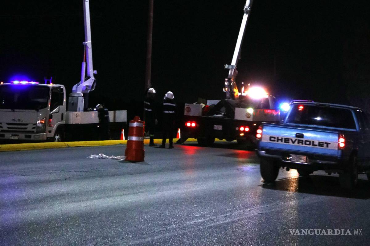 $!El Alcalde destacó que una mejor iluminación representa más seguridad para peatones, automovilistas y familias.