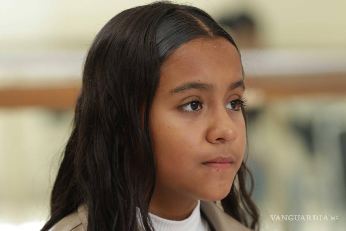 $!Miley Valentina Medina Araiza recibió un reconocimiento por su destacada participación en el Festival FIDPOA de Porto Alegre, Brasil.