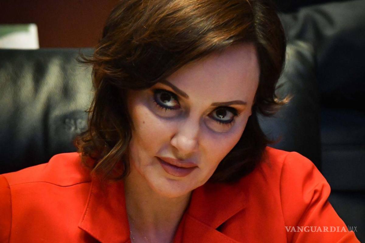 Colectivo y usuarios de X exigen el desafuero de la senadora Lilly Téllez