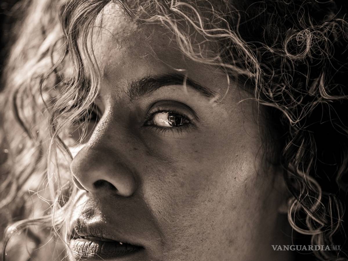 $!‘Mujeres de otros mundos’ de Alberto Semo: Las miradas migrantes en una muestra virtual