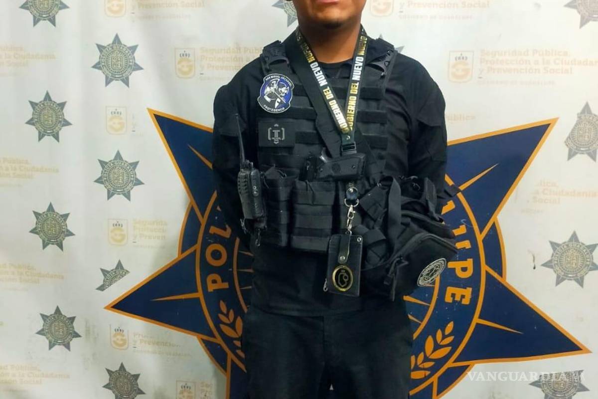 Cae joven que se hacía pasar por policía y vestía chaleco con la leyenda “Operaciones especiales”, en NL