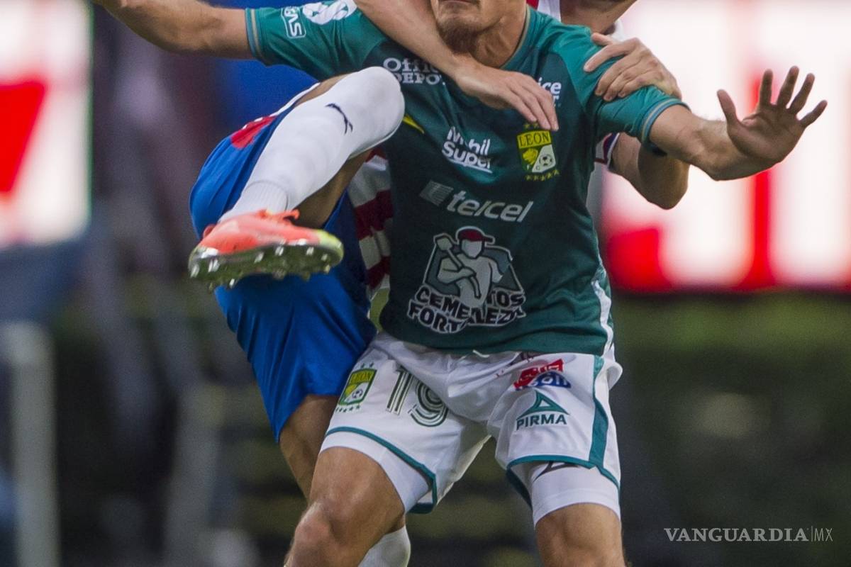 Mucho ruido y sin goles en Guadalajara