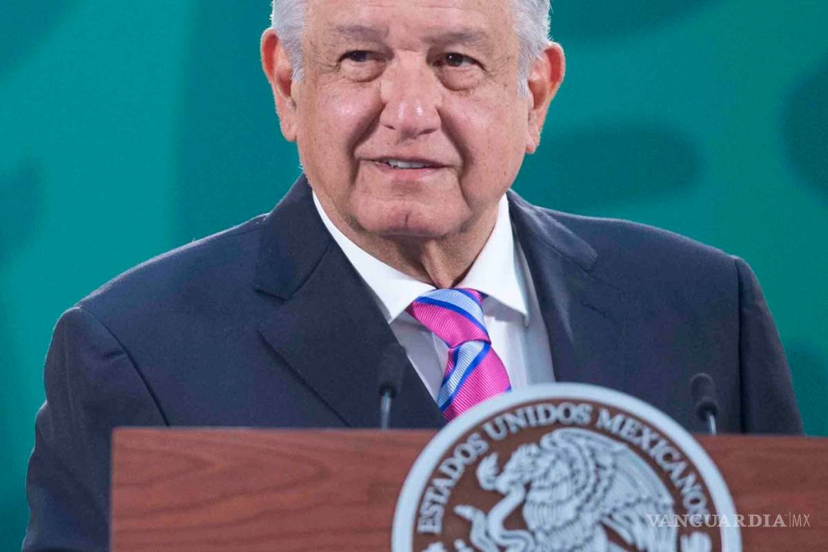 AMLO anuncia nueva subasta de aviones y helicópteros; busca reunir 520 mdp