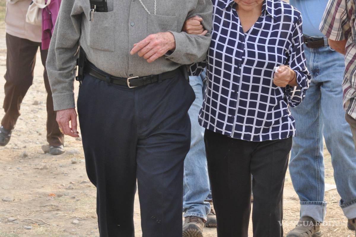 $!Gobernantes cubren sus porquerías con tierra: Raúl Vera en Tetelcingo